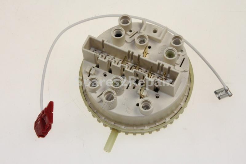 Pressure Switch - 00042175 Regulator-water Level [Bosch Siemens]